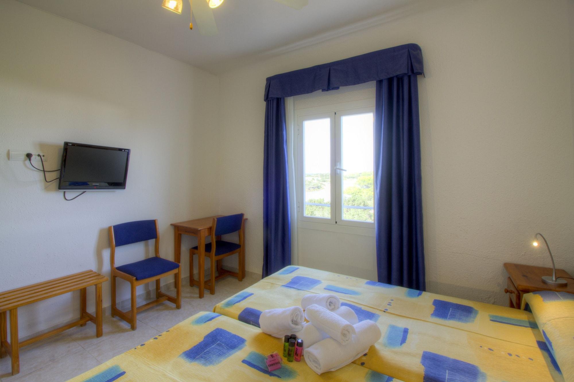 Hotel Lago Playa I Es Pujols Esterno foto