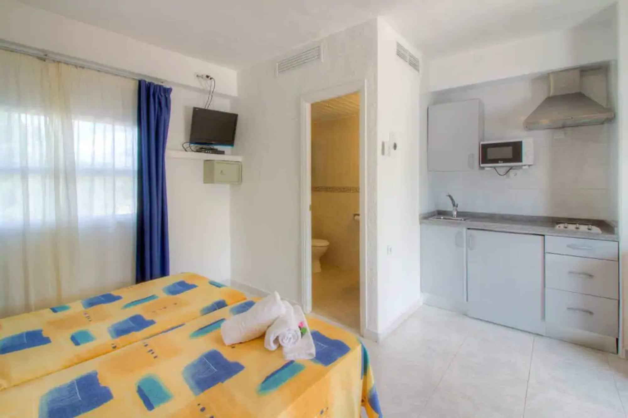 Hotel Lago Playa I Es Pujols Esterno foto